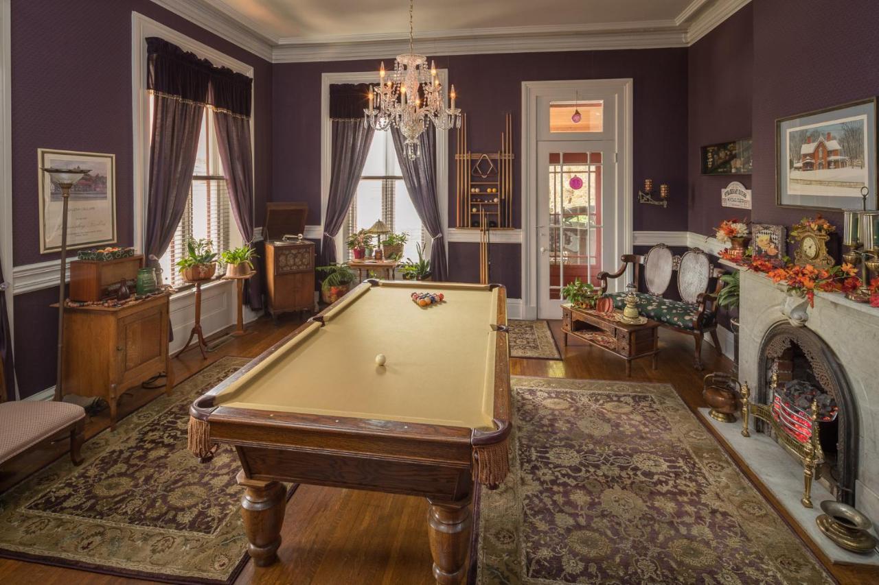 The Steamboat House Bed & Breakfast Галена Екстериор снимка